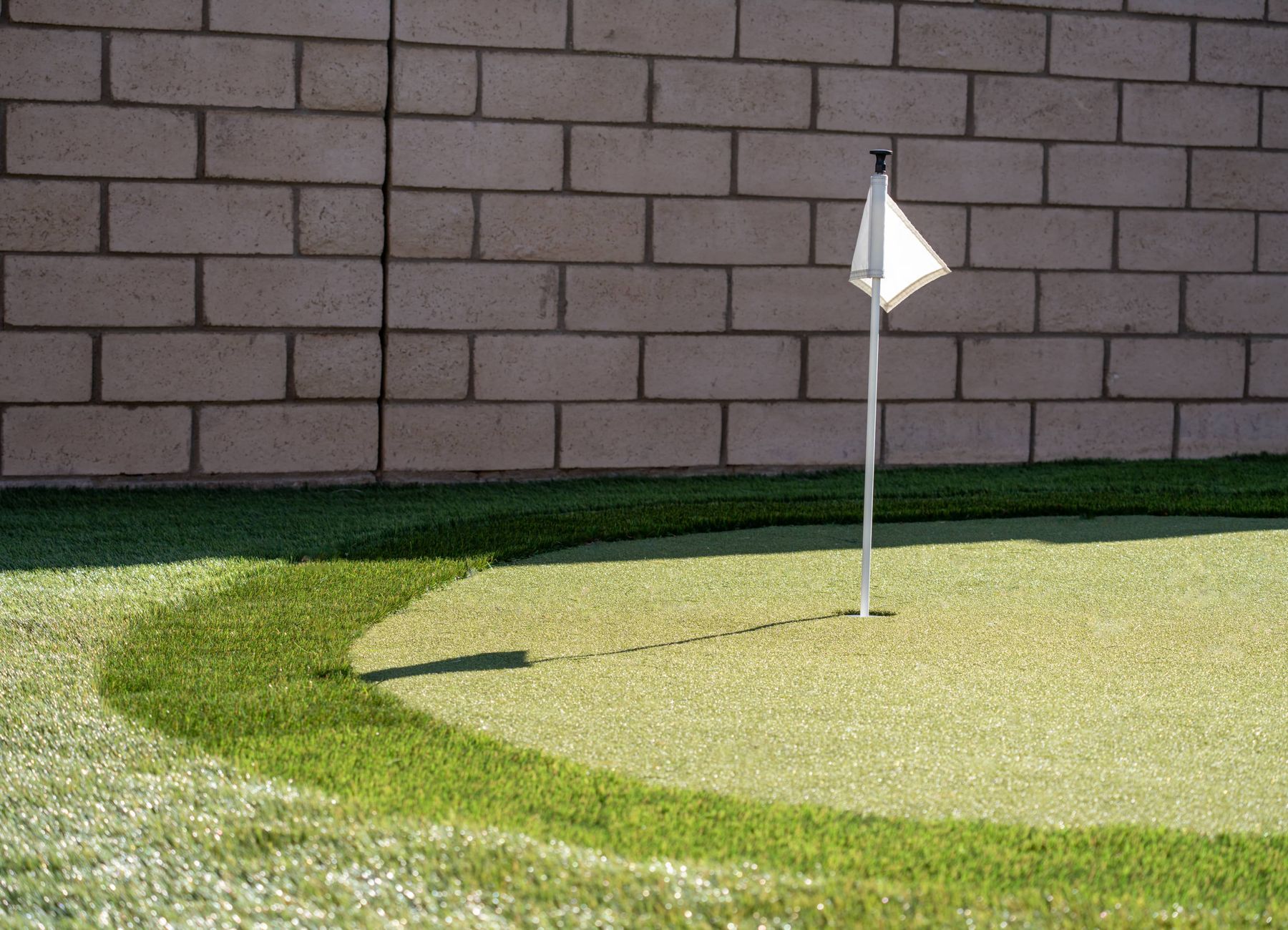 graphic of USA and canada showing their locations