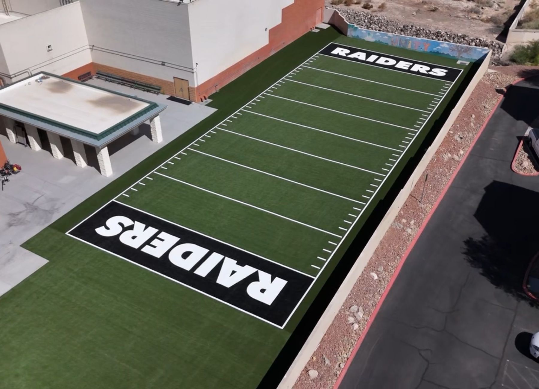 graphic of USA and canada showing their locations